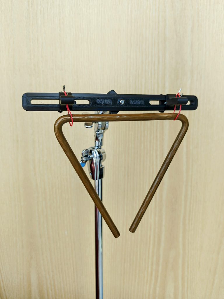 Triangle mounting bar
